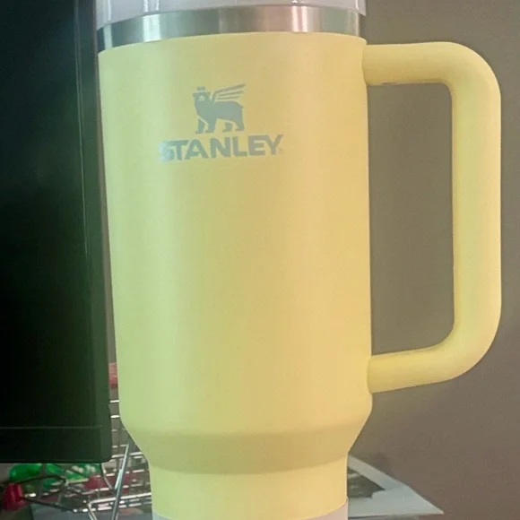 Stanley Vibrant Yellow Quencher Tumbler - Picture 2 of 2